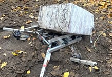 Šalčininkų rajone pasieniečiai nutupdė skraidyklę su baltarusiškais rūkalais (foto)